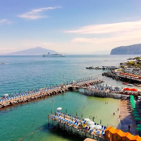 Angelina Suite B&B - Sorrento Centro Exterior foto